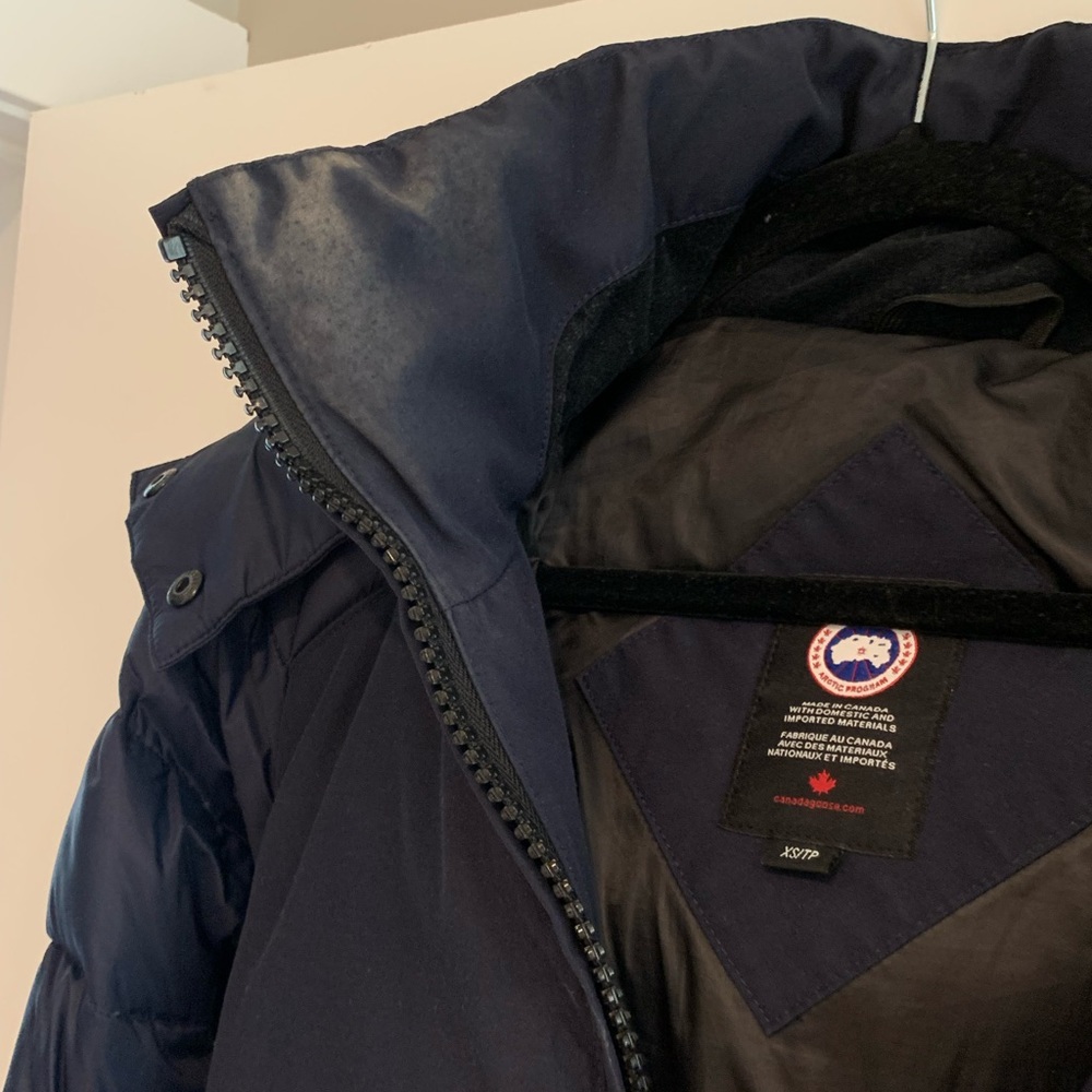 Canada goose Rowan belted parka size xs navy - Picture 6 of 13